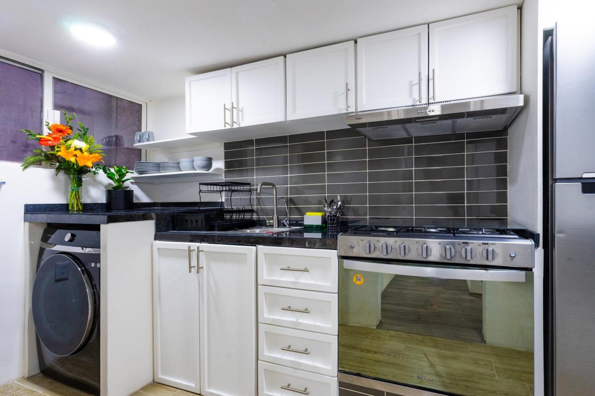 Private #3 In A 4 Bedroom In Roma Norte, *