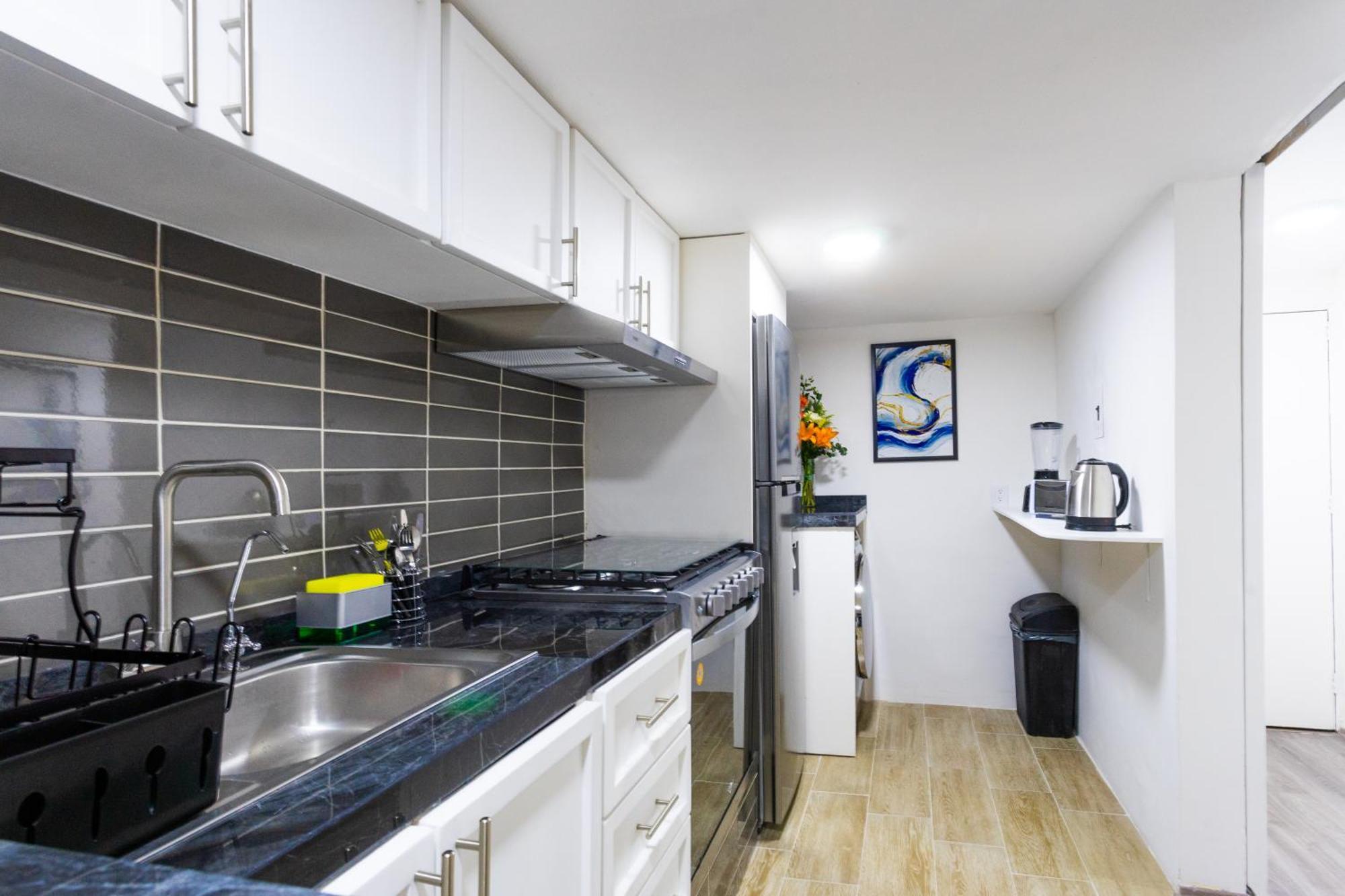 Private #3 In A 4 Bedroom In Roma Norte, Guest house